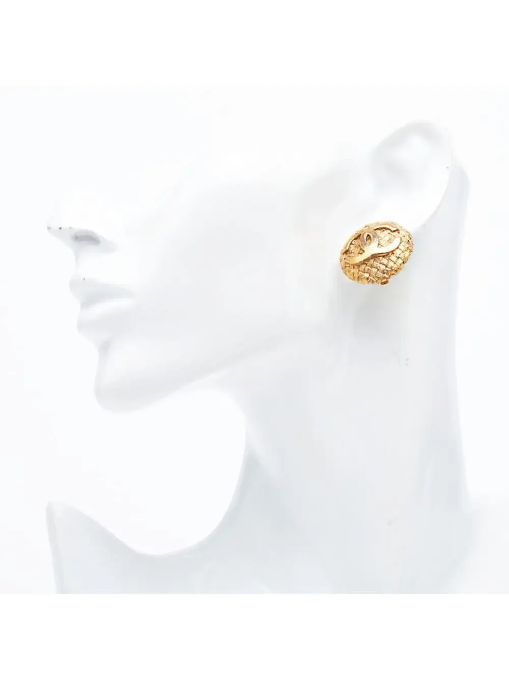 Chanel Cc Logo Clip-On Earrings Metal #247023C60B